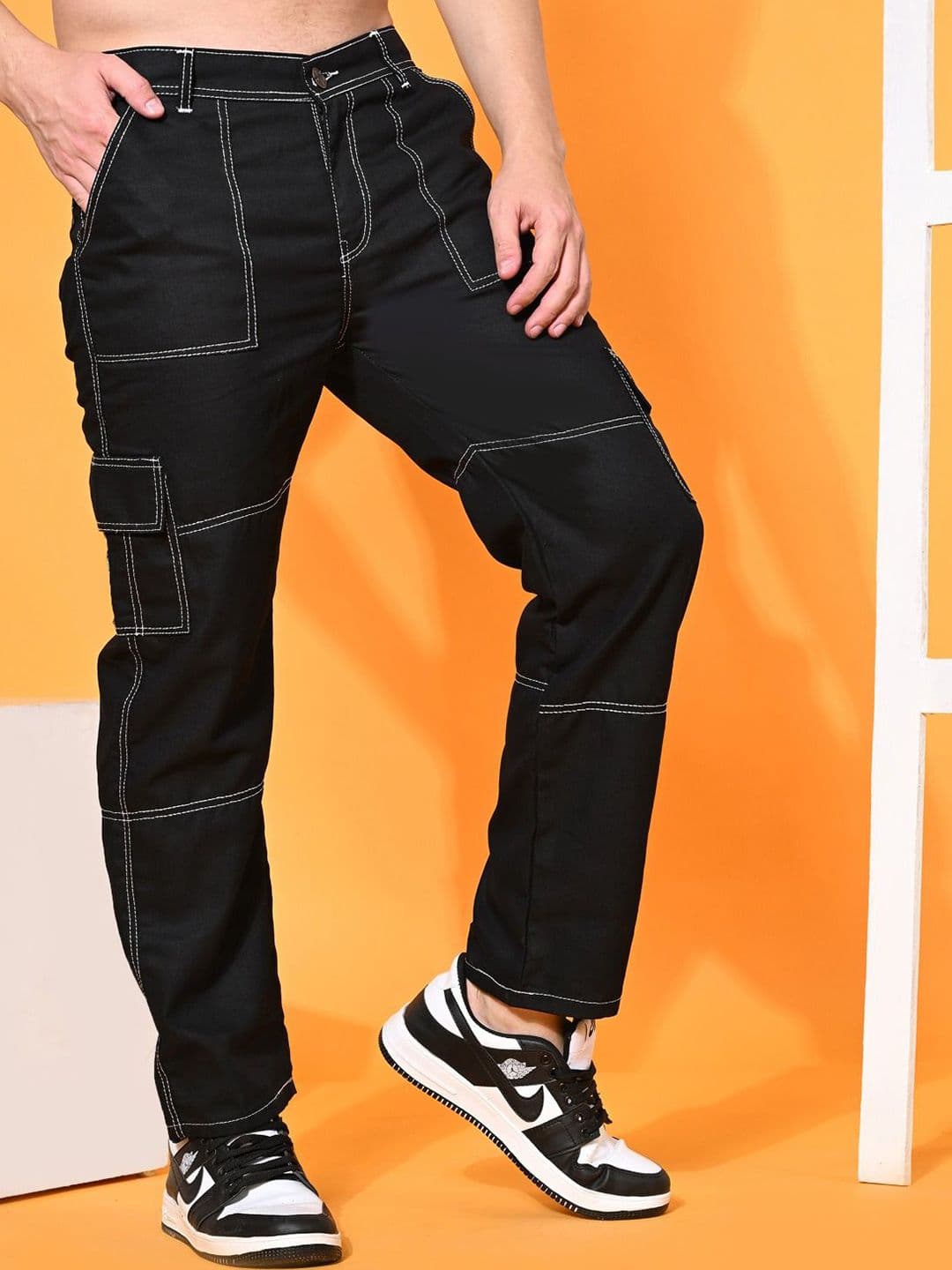 LINARIA Men Classic Regular Fit Mid-Rise Jeans - view 1