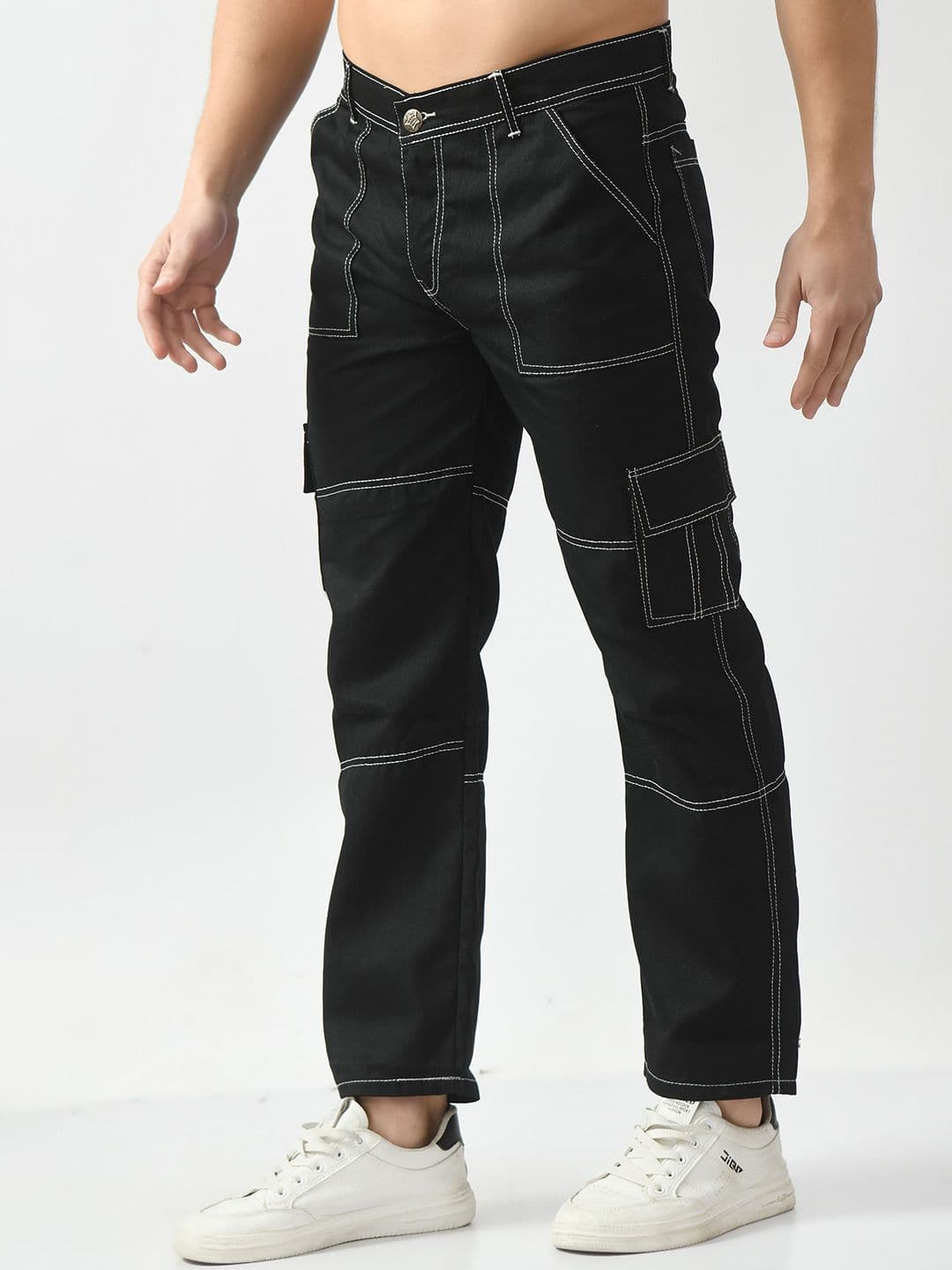 LINARIA Men Classic Cargo Jeans - view 1