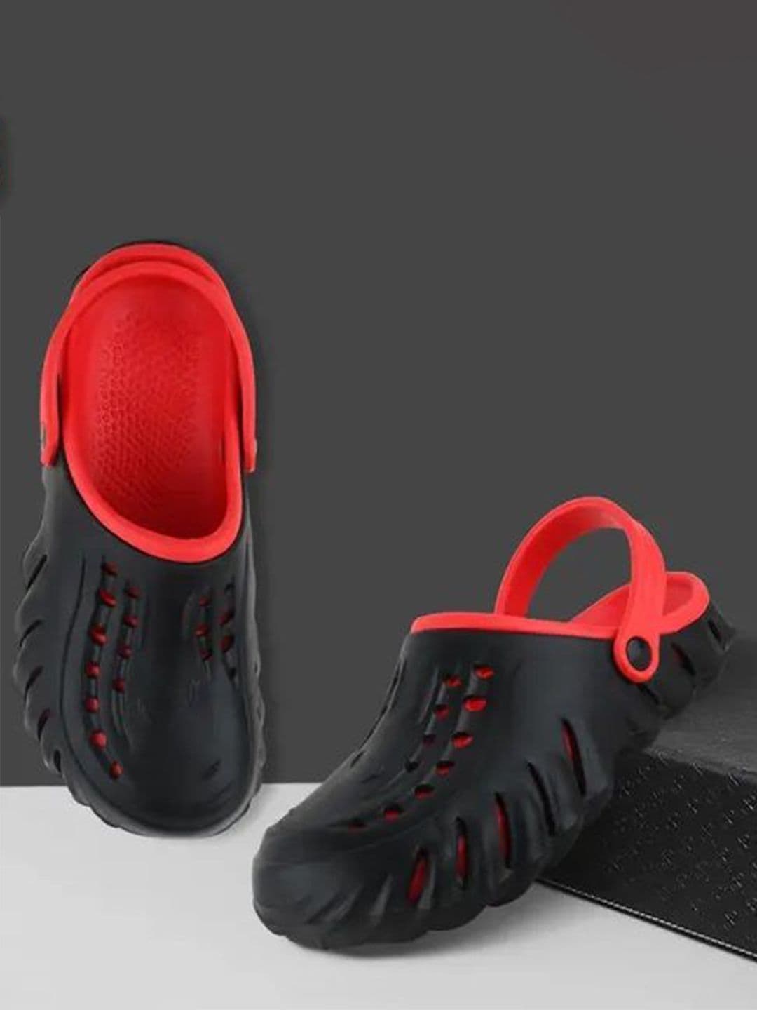 DRACKFOOT Men Clogs Flip Flops - view 1