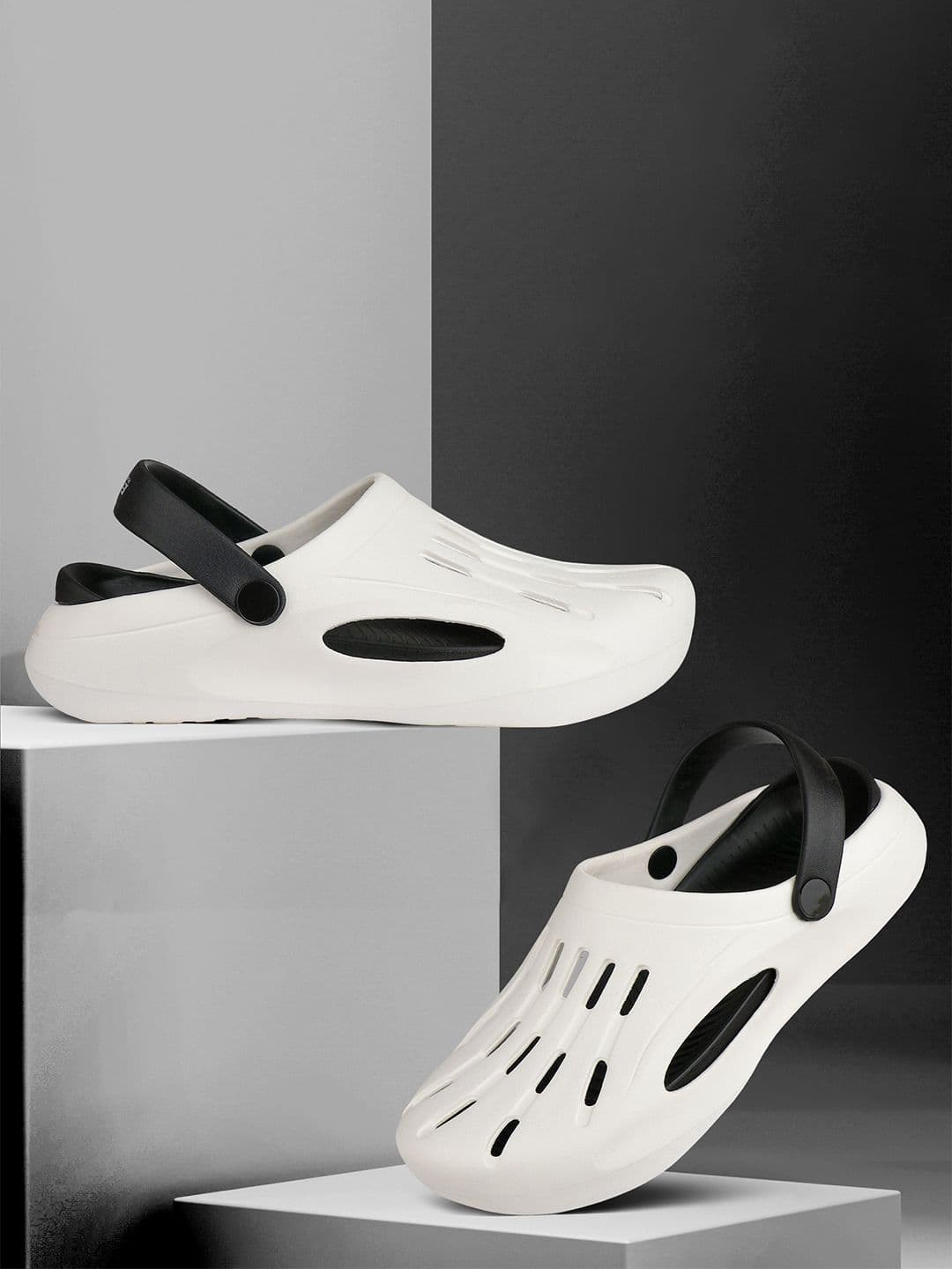 VOKLINE Men Self Design Clogs Sandals - view 1