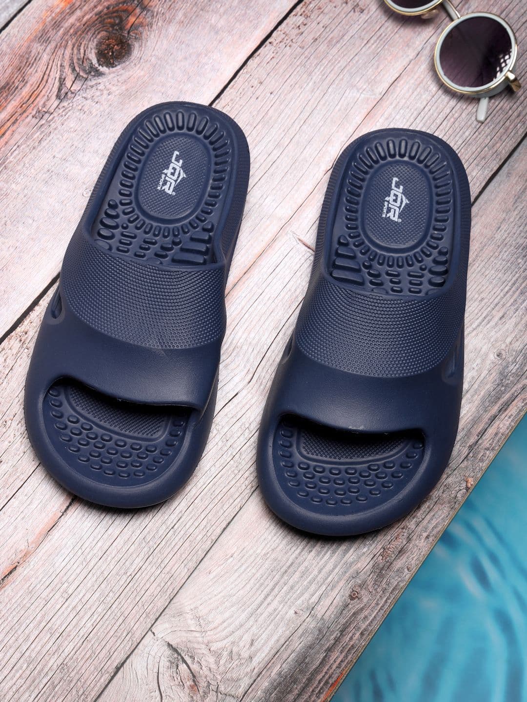 JQR Men Alaska Sliders Flip Flops - view 1