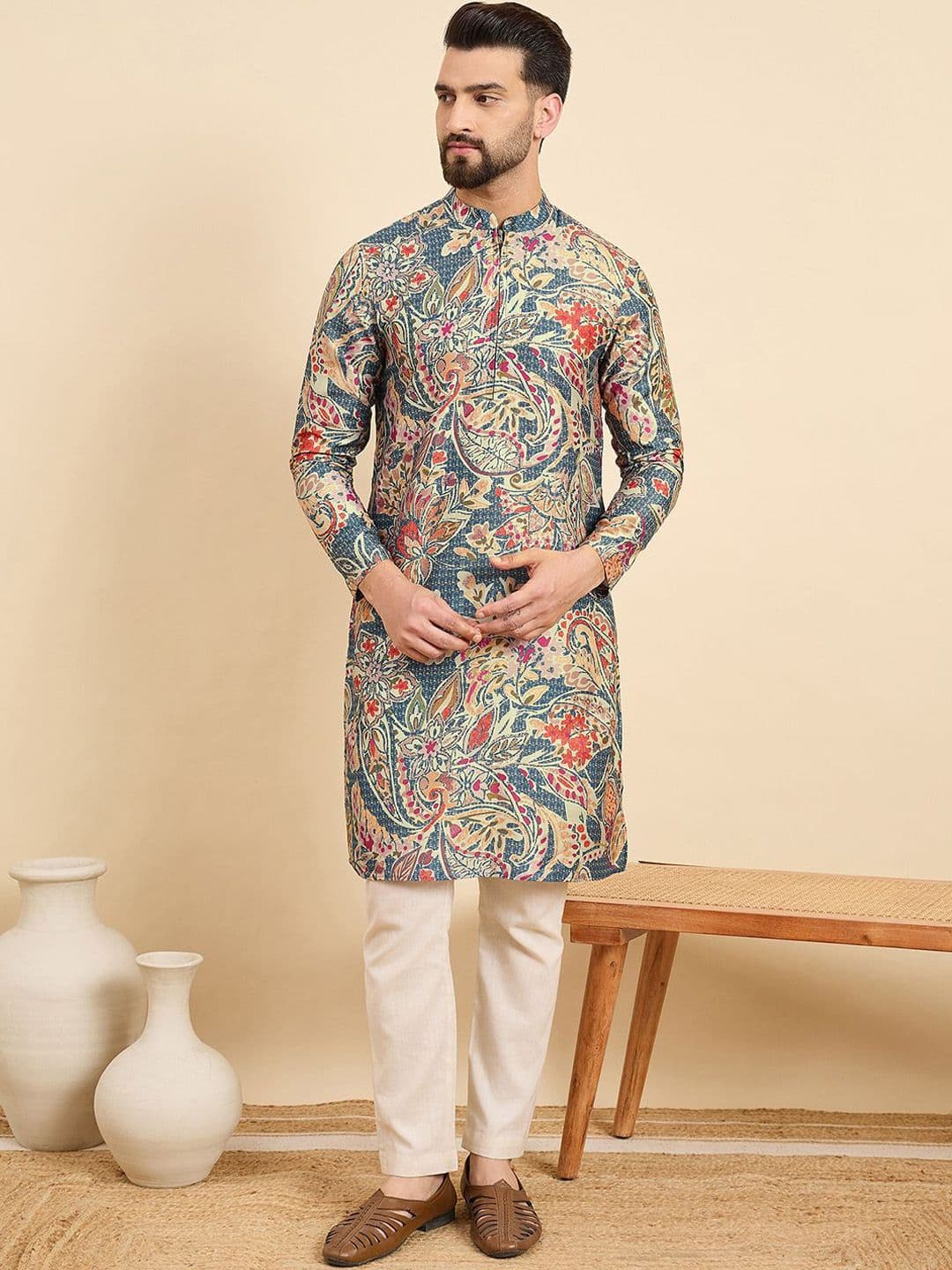 Sangria Floral Printed Mandarin Collar Straight Kurta - view 1