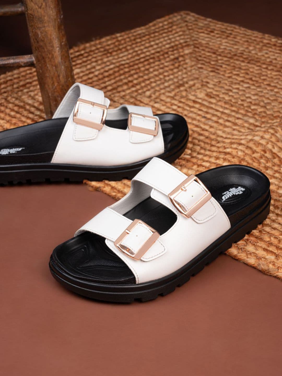 Roadster Men Buckle Comfort Sandals - view 1
