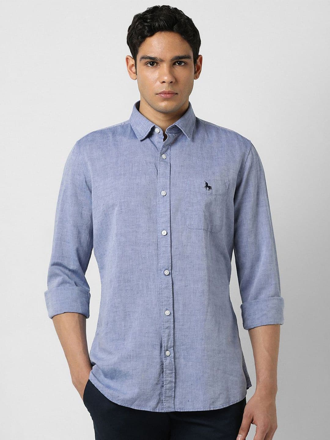 Van Heusen Sport Men Spread Collar Solid Cotton Casual Shirt - view 1