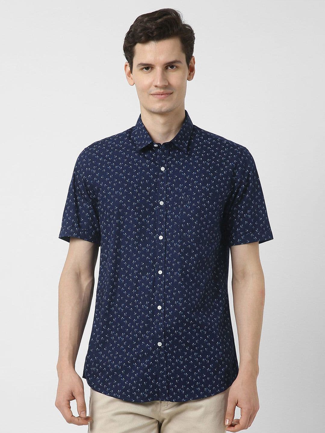 Peter England Casuals Men Spread Collar Floral Printed Cotton Casual Shirt - view 1