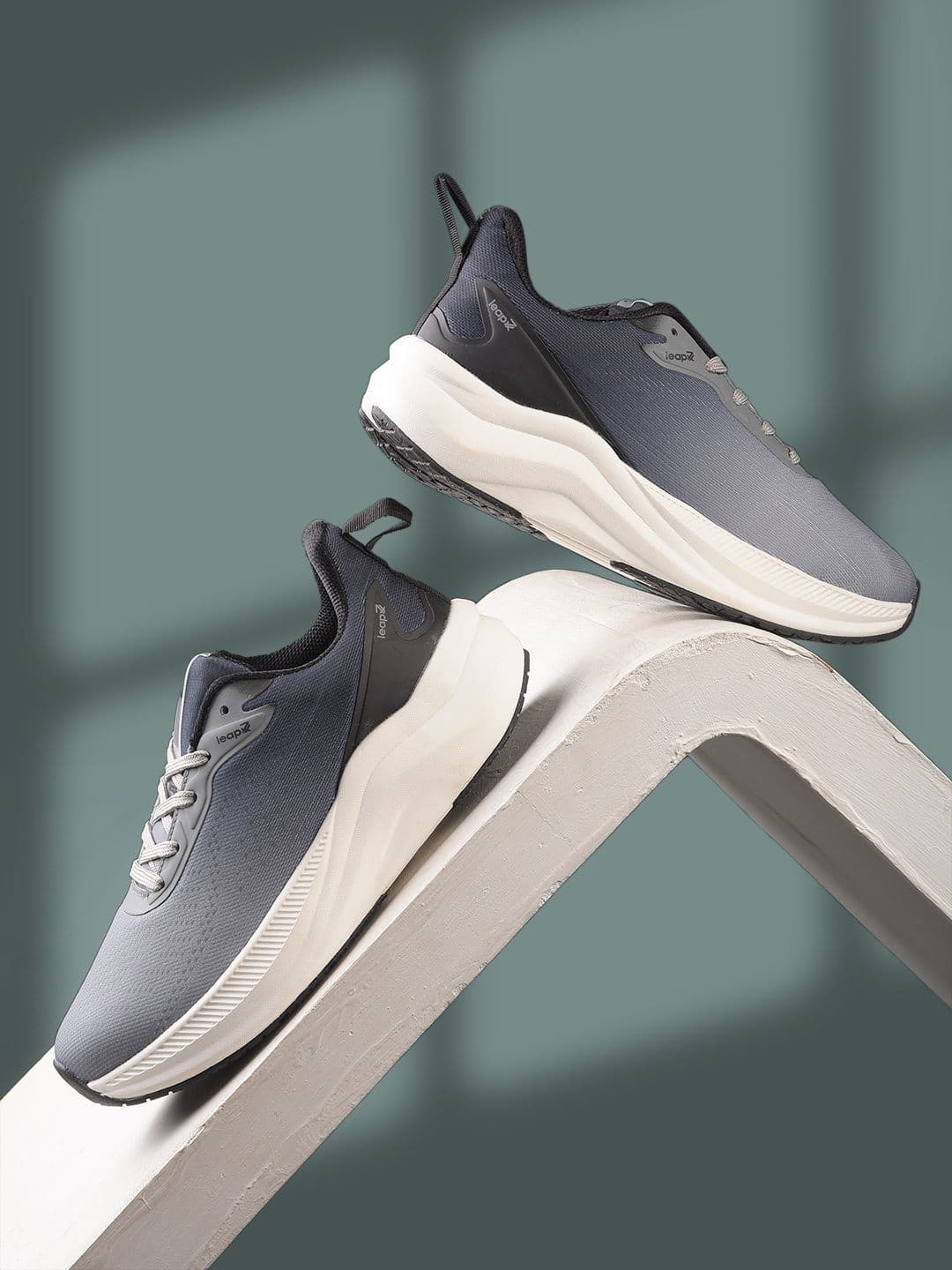 Liberty Leap7X EVERSTAR1E Men Sports Non-Marking Lace-Ups Running Shoes - view 1