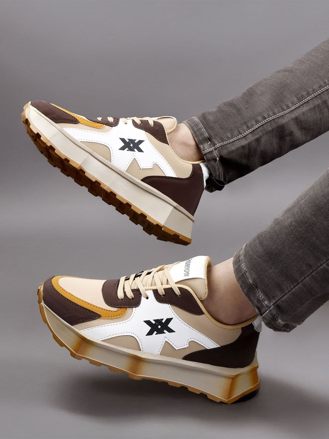Bxxy Men Running Non-Marking Shoes - view 1