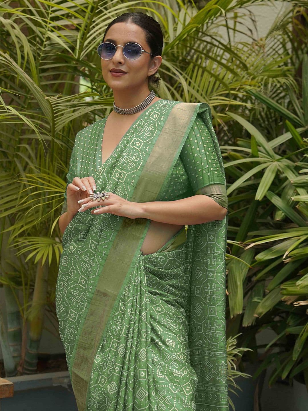 KALINI FASHION Printed Zari Ready To Wear Saree - view 1
