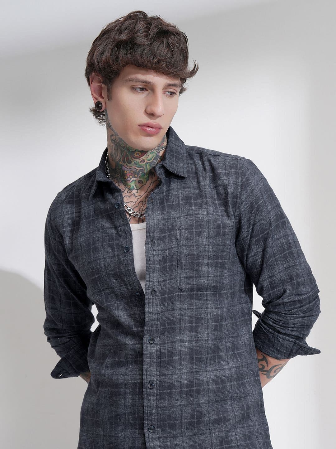 HIGHLANDER Men Checked Spread Collar Casual Regular Fit Shirt - view 1