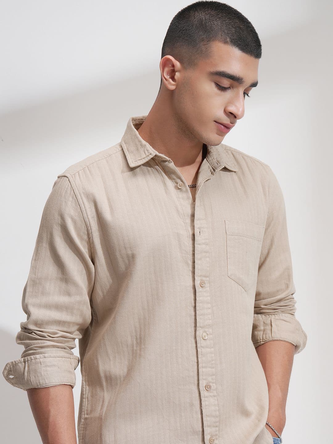 HIGHLANDER Men Comfort Relaxed Fit Textured Spread Collar Cotton Casual Shirt - view 1