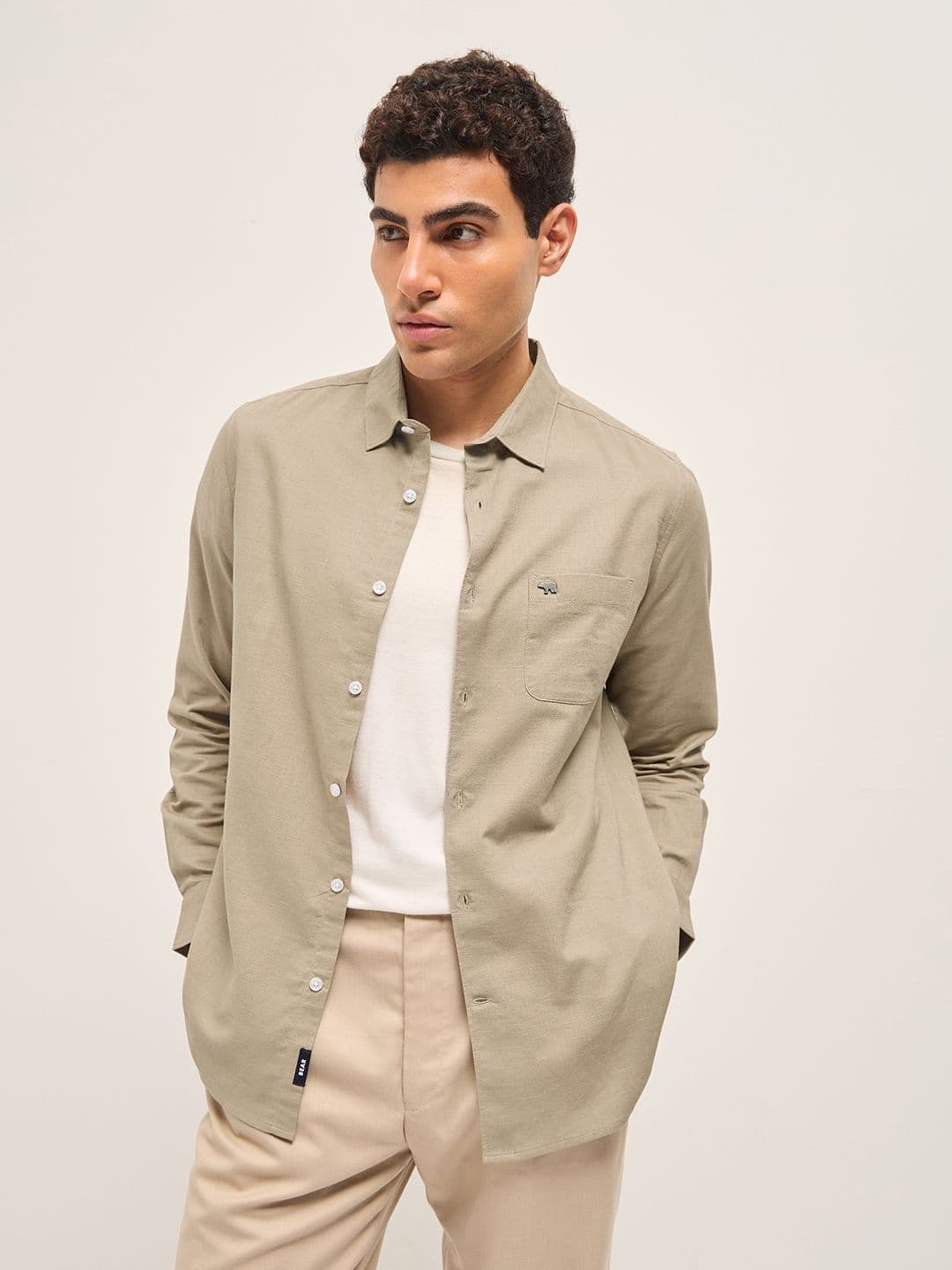 THE BEAR HOUSE Men Slim Fit Solid Spread Collar Casual Cotton Linen Shirt - view 1