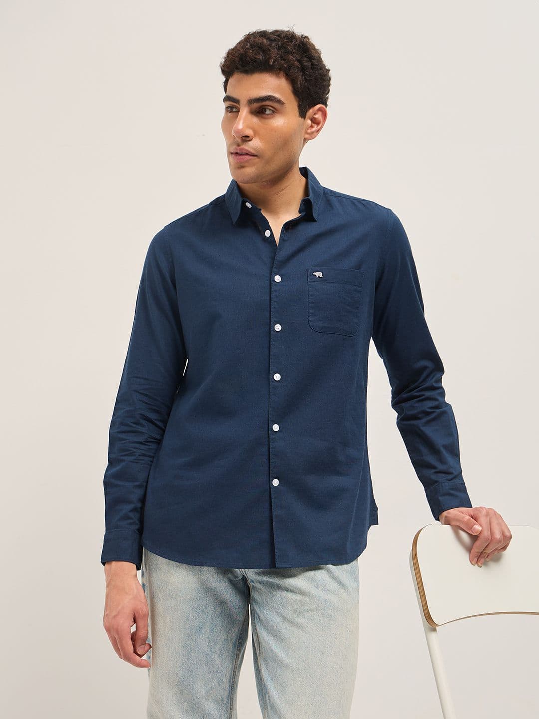 THE BEAR HOUSE Men Slim Fit Solid Spread Collar Casual Cotton Linen Shirt - view 1