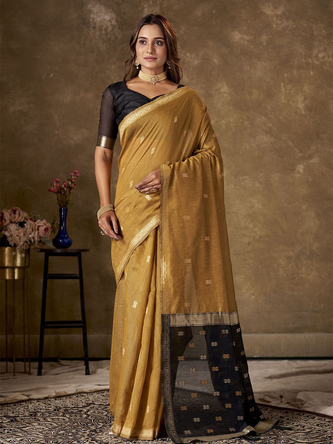 HERE&NOW Ethnic Motifs Zari Pure Cotton Banarasi Saree with tassel - view 1