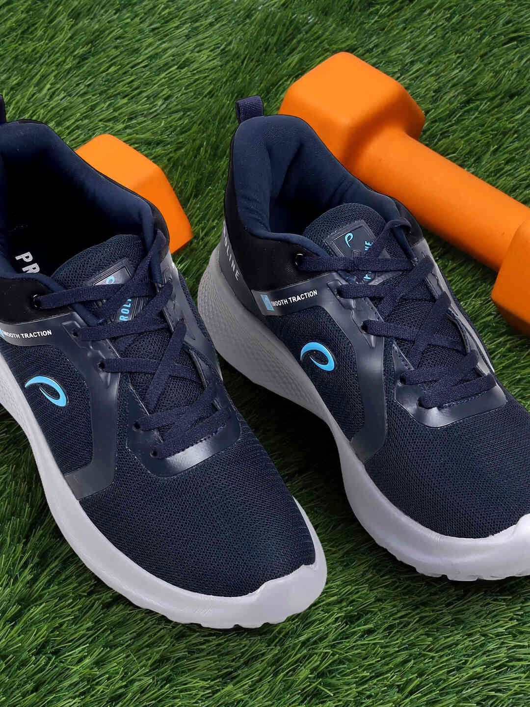 Proline Men Walking Non-Marking Shoes - view 1
