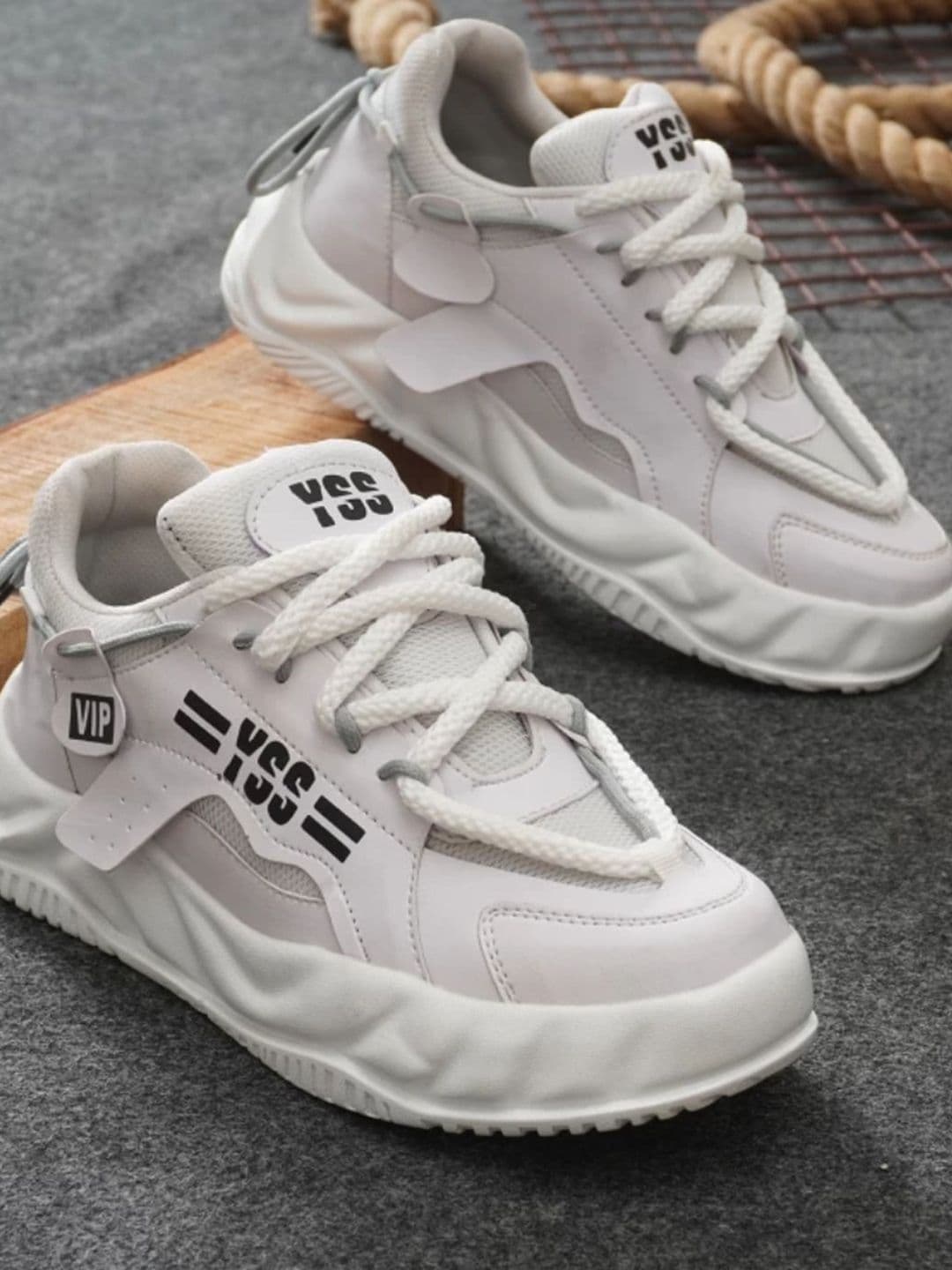 Wrizt Men Running Shoes - view 1