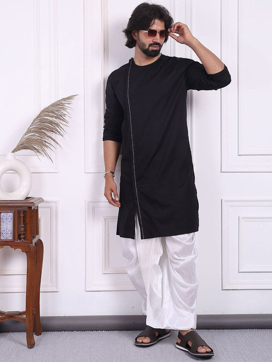MIDAV Men Thread Work Summer Sheers Kurta - view 1