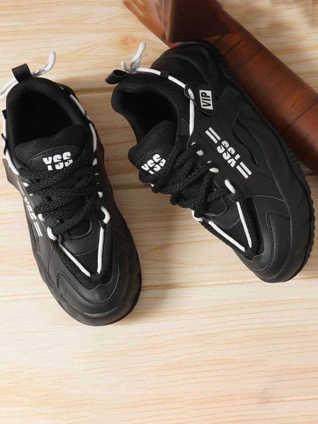 Wrizt Men Lace-Ups Running Shoes - view 1