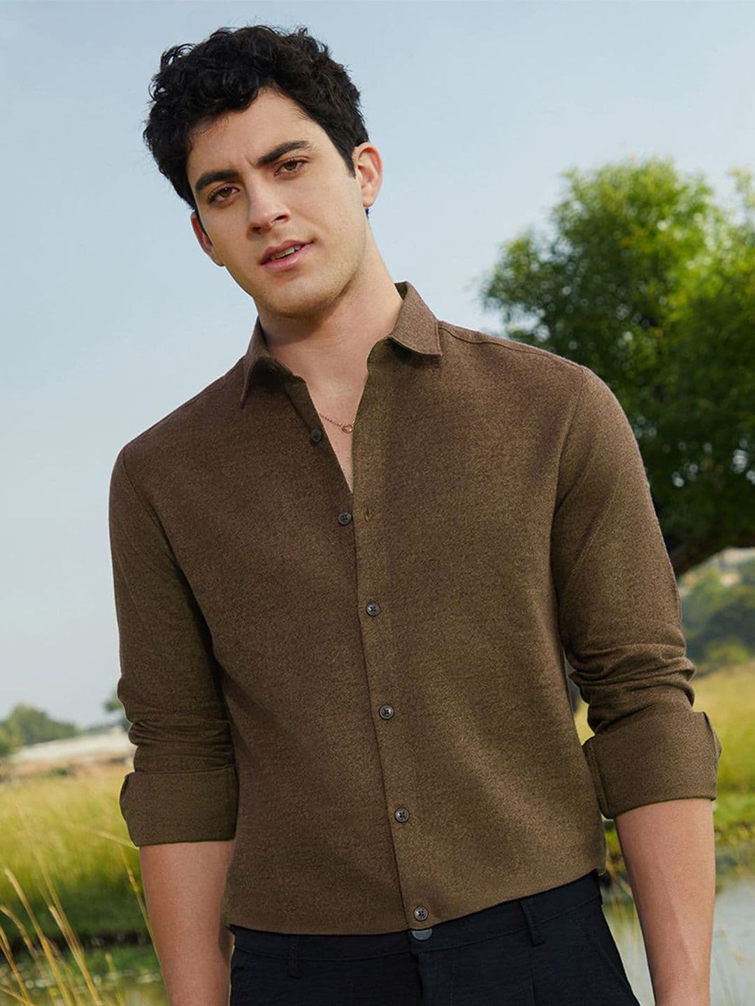 CAHOOT Men Classic Regular Fit Spread Collar Solid Cotton Casual Shirt - view 1