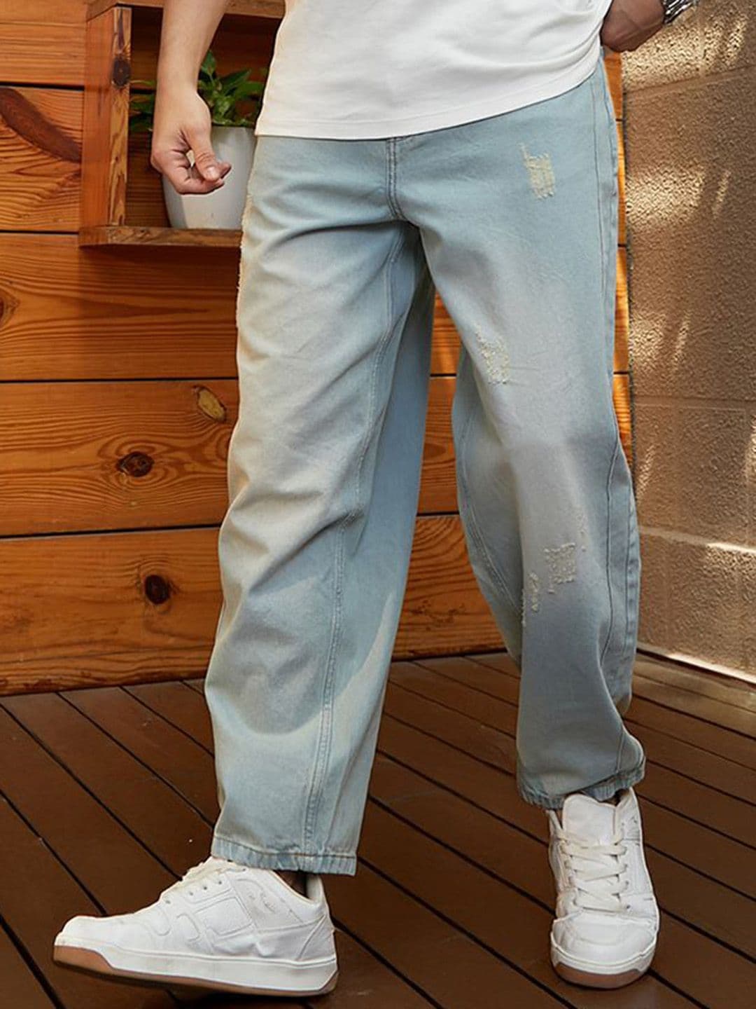 CAHOOT Men Cotton Relaxed Fit Light Fade Jeans