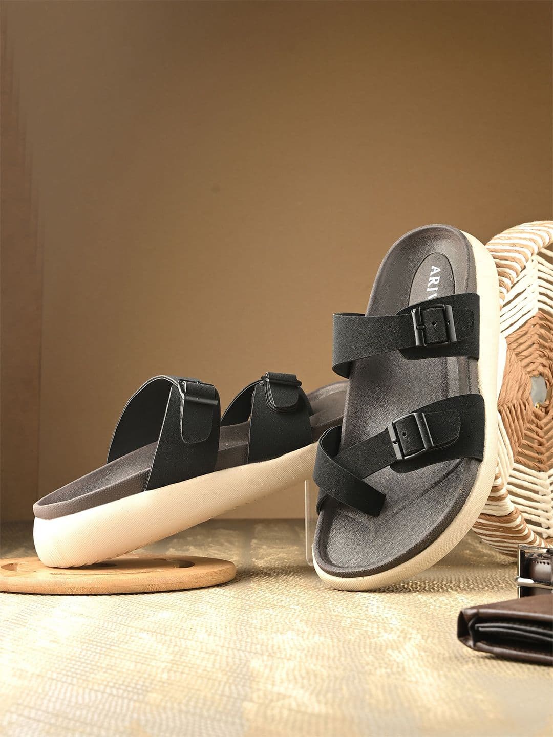 ARIVO Men Striped Thong Flip-Flops - view 1