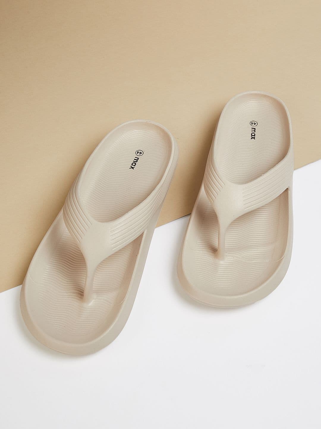 max Men Thong Flip-Flops - view 1