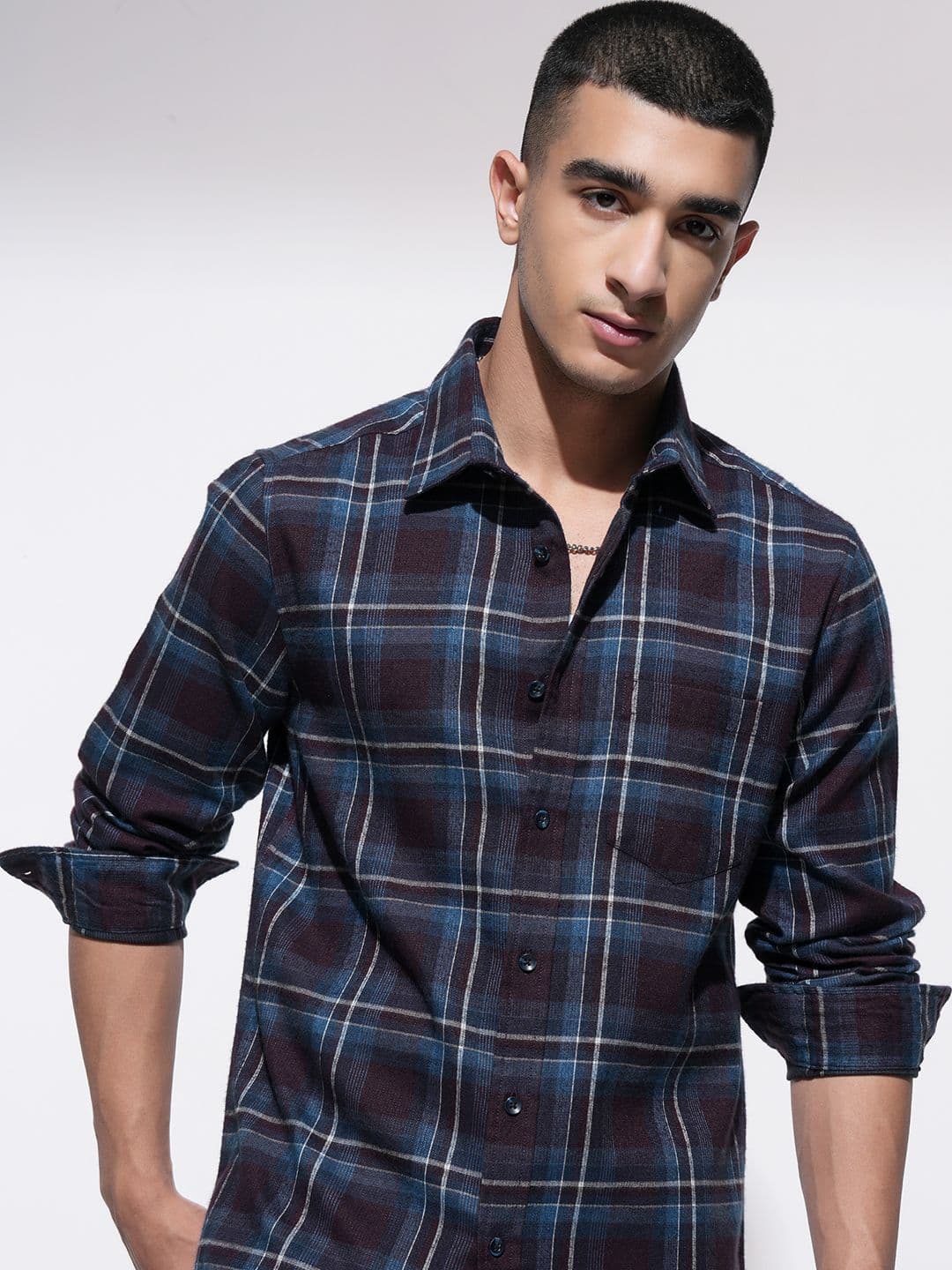 HIGHLANDER Men Comfort Slim Fit Opaque Checked Casual Shirt - view 1