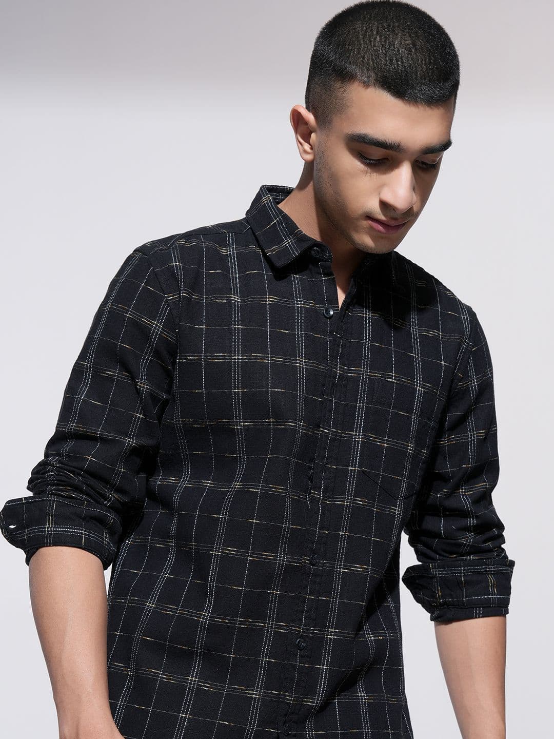 HIGHLANDER Men Comfort Slim Fit Opaque Checked Casual Shirt - view 1