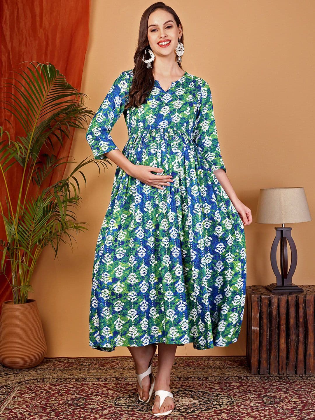 TARANJAL Women Floral Printed Maternity Anarkali Kurta - view 1