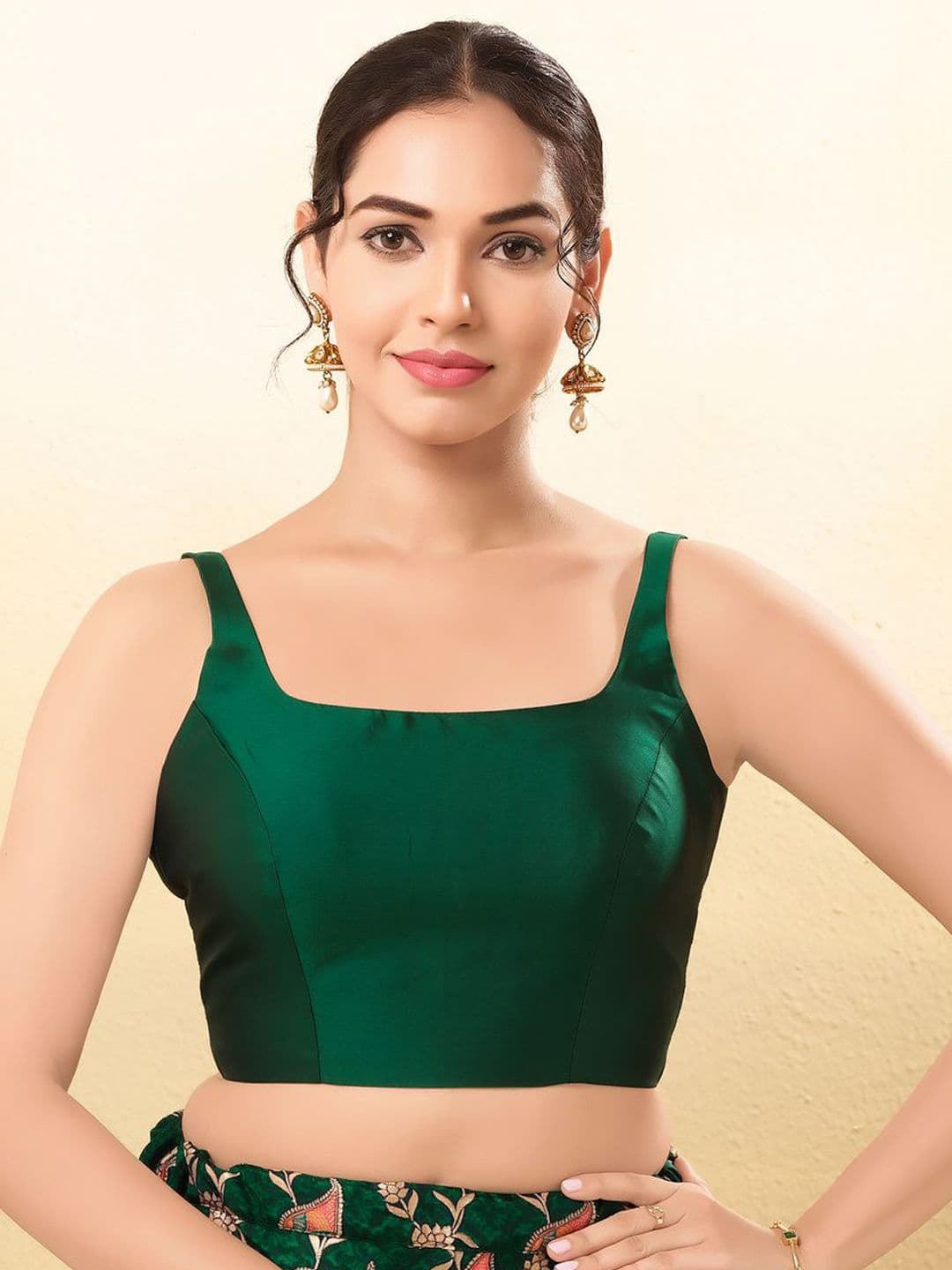 VAMAS - THE DESIGNER BLOUSES Women Green Taffeta Silk Solid Sleeveless Readymade Blouse - view 1