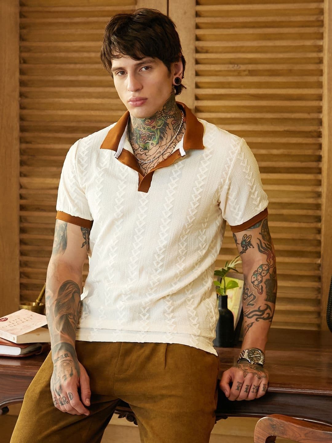 CAHOOT Men Colourblocked Polo Collar Pockets T-shirt - view 1