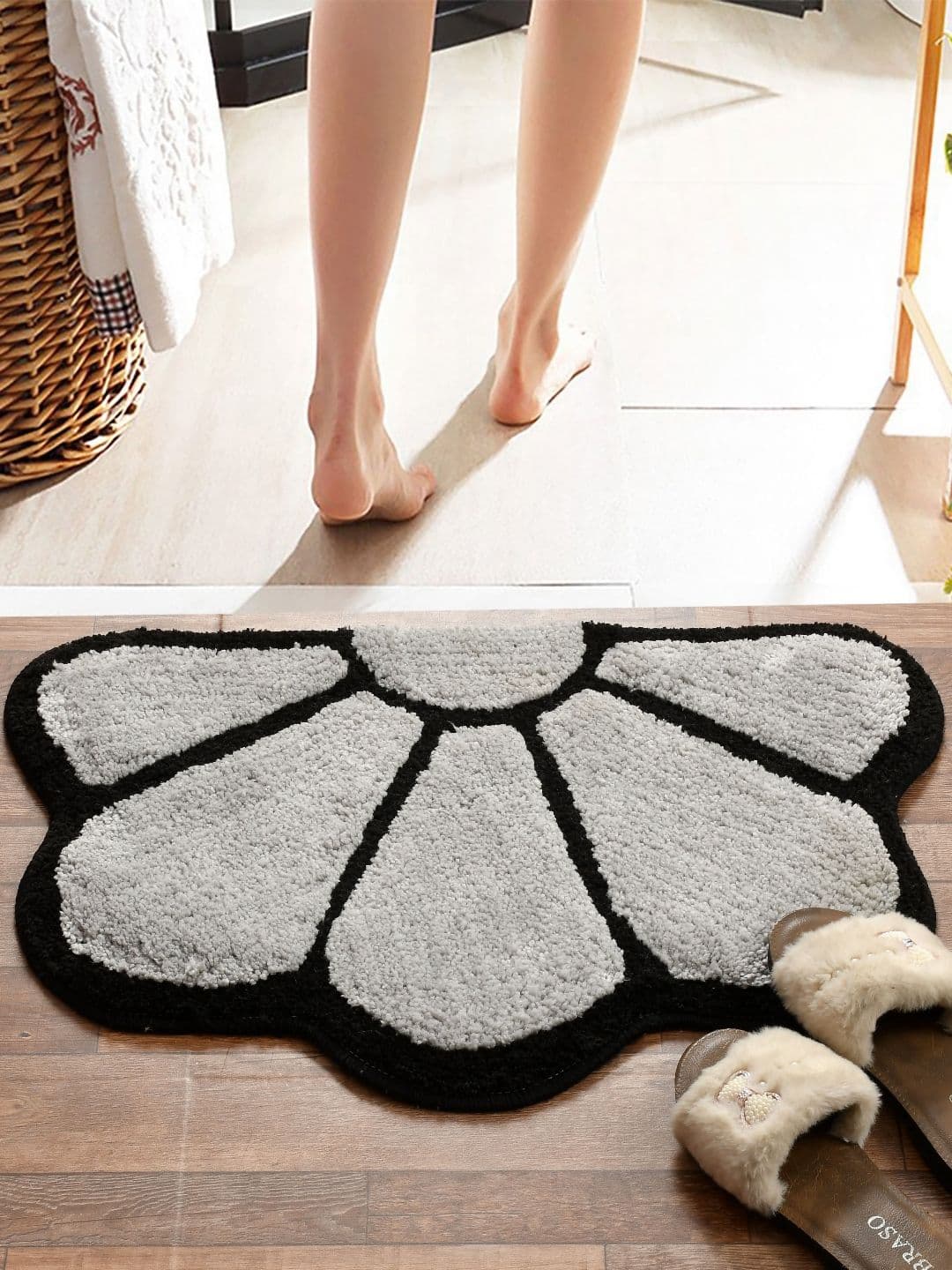 FINE TEX WORLD Black & Grey Super Soft Anti Skid Doormats - view 1