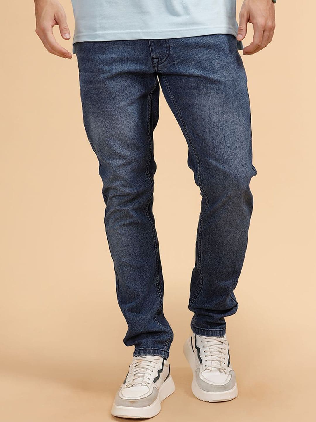 WROGN Men Comfort Slim Fit Mid-Rise Light Fade Jeans - view 1