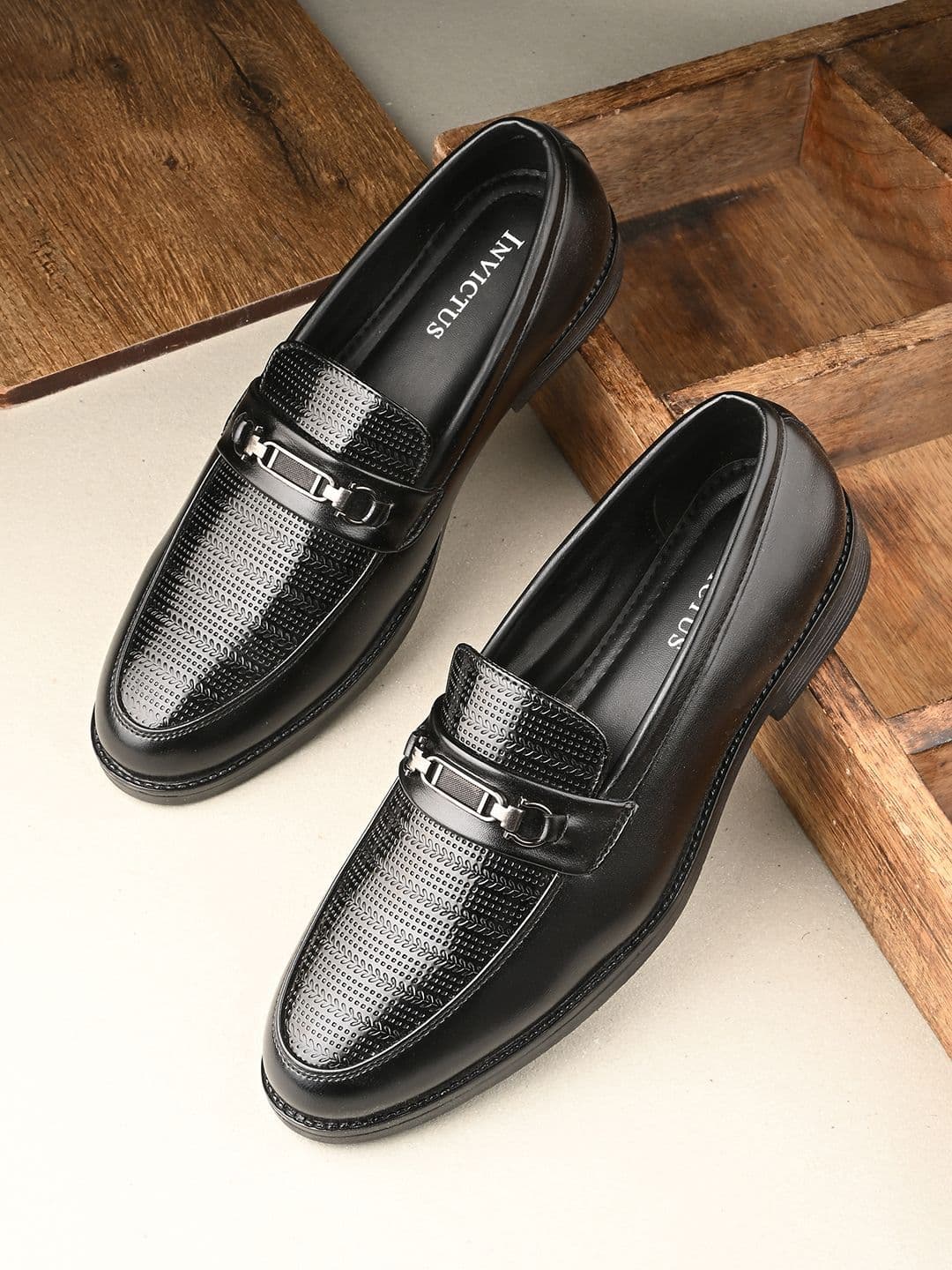 INVICTUS Men Leather Formal Loafers - view 1