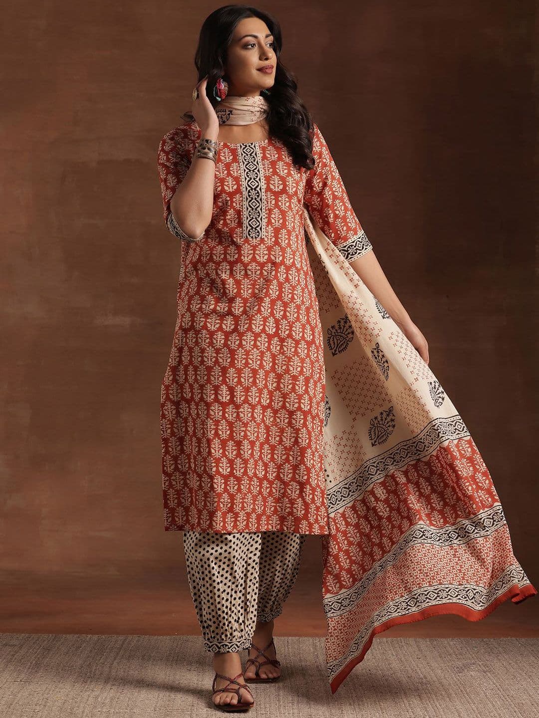 Libas Floral Printed Straight Kurta With Salwar And Dupatta - view 1
