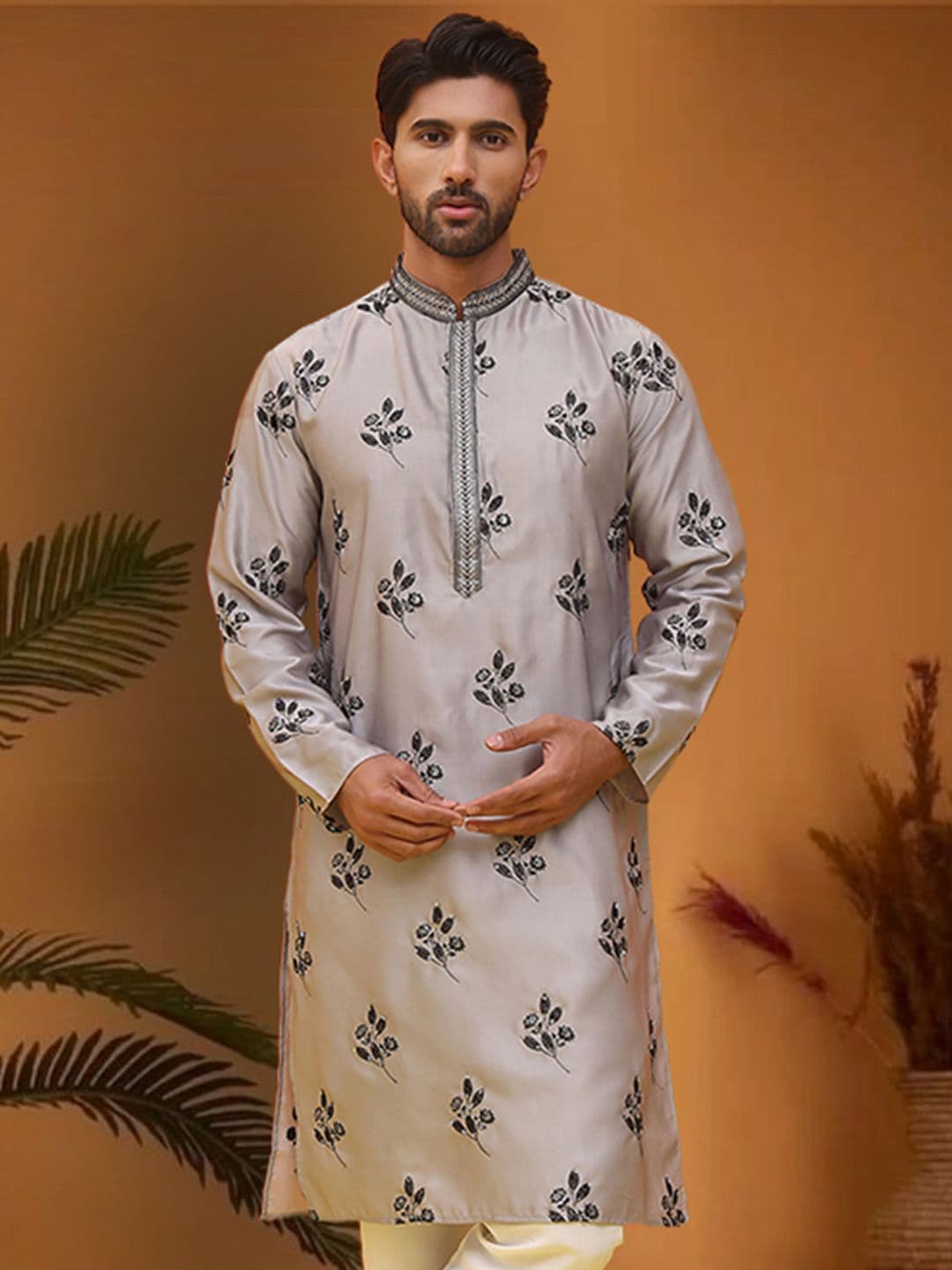 Jompers Men Floral Embroidered Chikankari Kurta - view 1