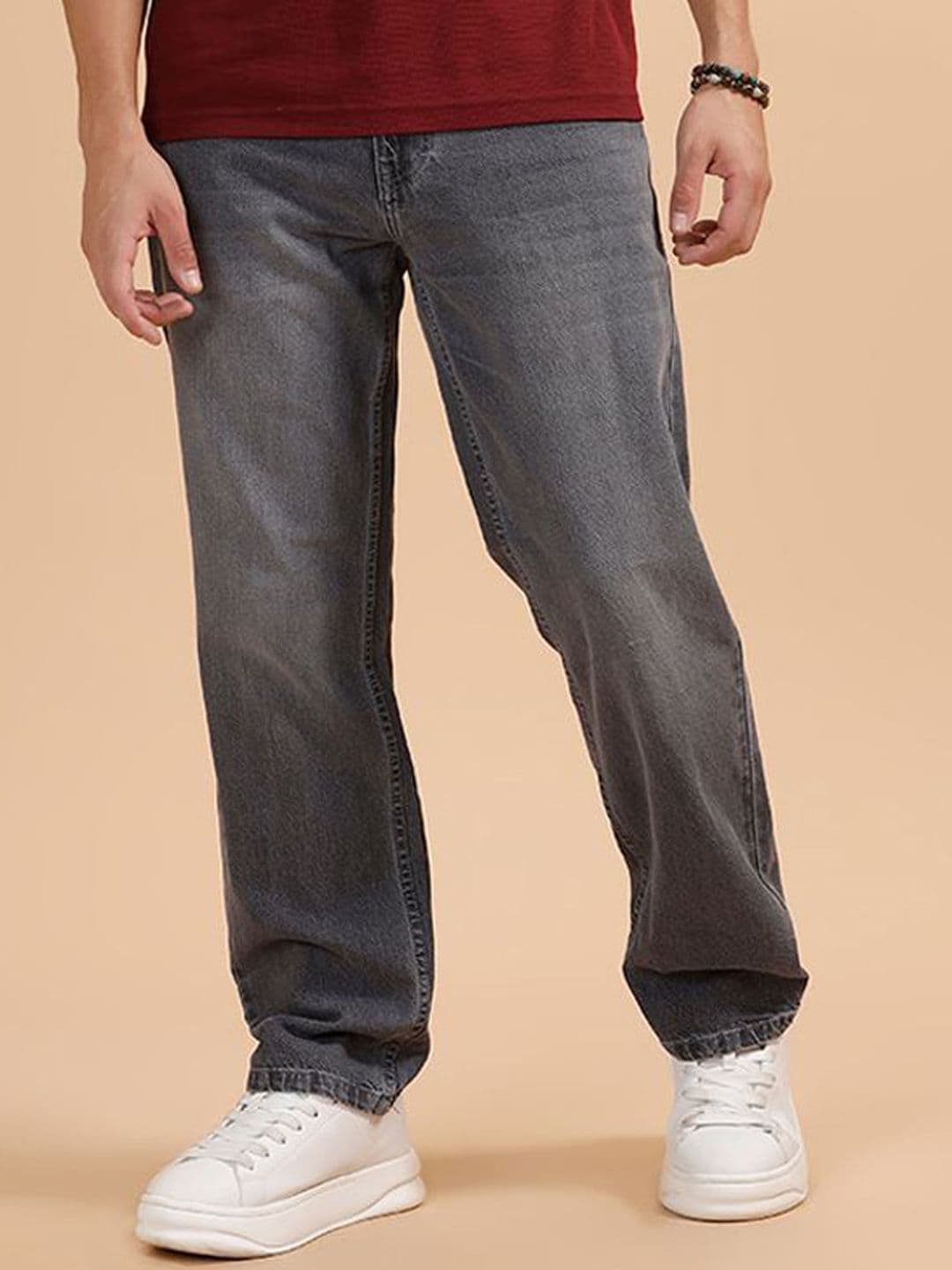 WROGN Men Comfort Relaxed Fit Mid-Rise Light Fade Pure Cotton Jeans - view 1