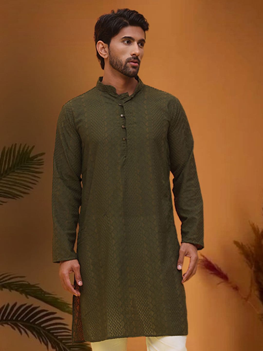 Jompers Men Abstract Embroidered Cotton Chikankari Kurta - view 1