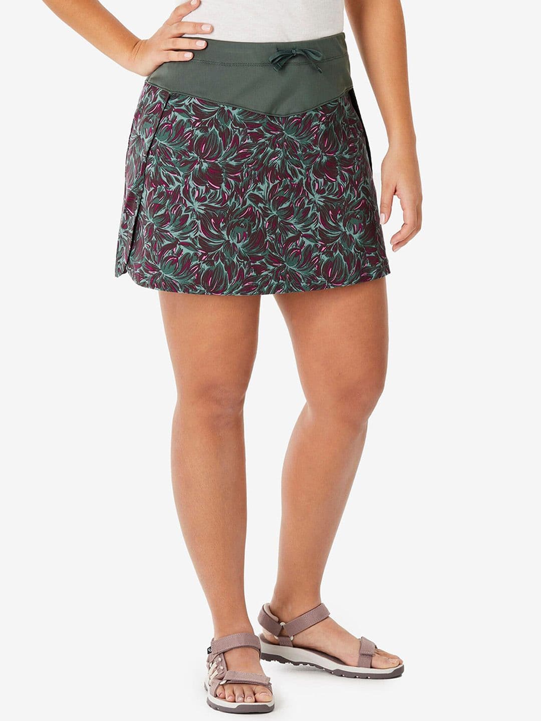 Decathlon Quechua - Women Green NH500 Lightweight Hiking Skort - view 1