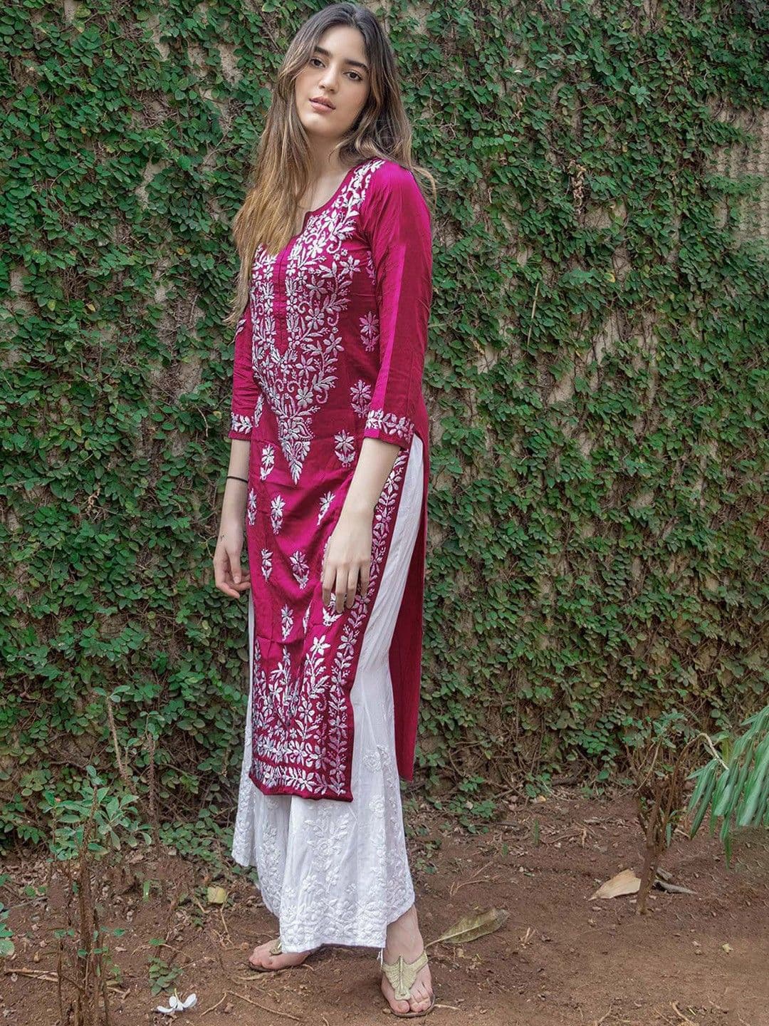 Anushansa Floral Embroidered Notch Neck Chikankari Straight Kurta - view 1