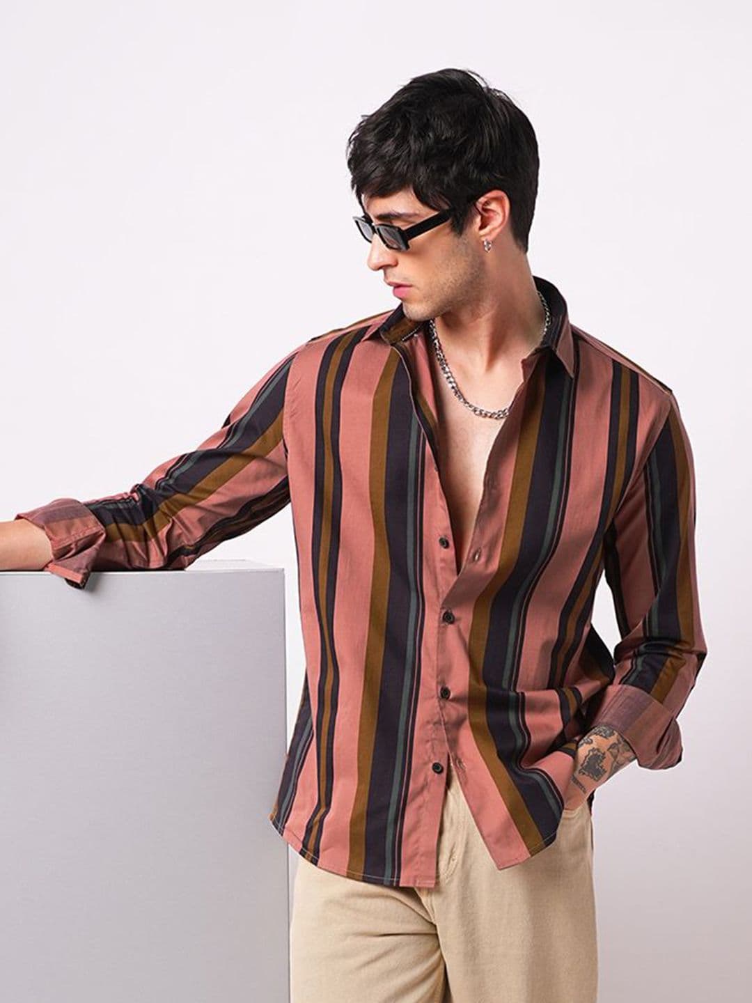 VASTRADO Men Classic Slim Fit Vertical Striped Spread Collar Cotton Casual Shirt - view 1