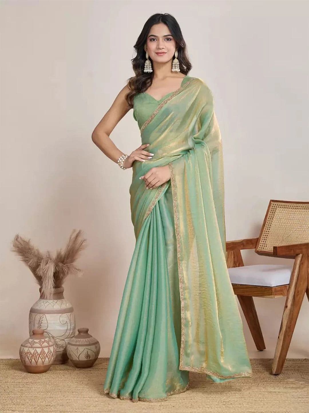 Dream Crushers Embellished Beads And Stone Saree - view 1