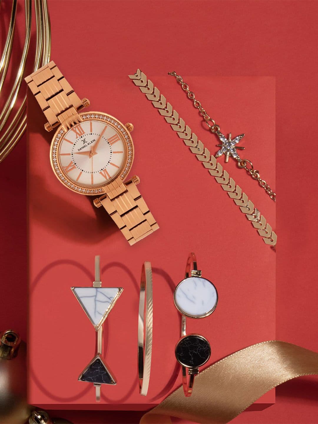 Daniel Klein Watch With 5 Pcs Bracelet Gift Set - view 1