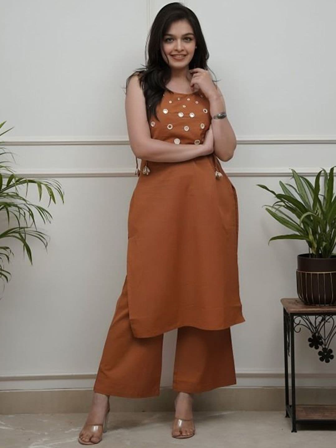 ROOTSOUL Women Ethnic Motifs Embroidered Regular Mirror Work Pure Cotton Kurta with Palazzos - view 1