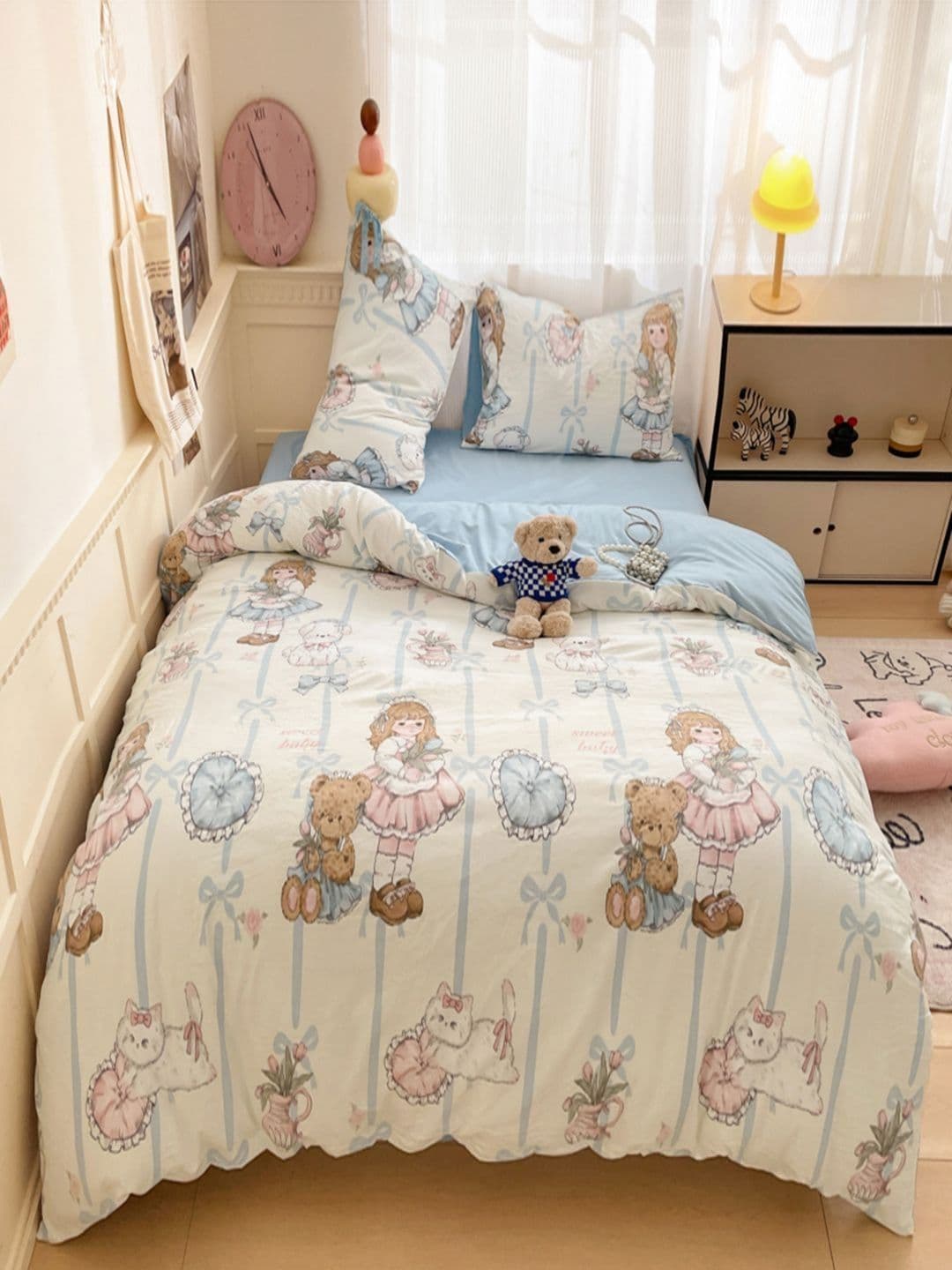 JC HOME Blue & White 4 Pieces Cartoon Characters Double King Bedding Set - view 1