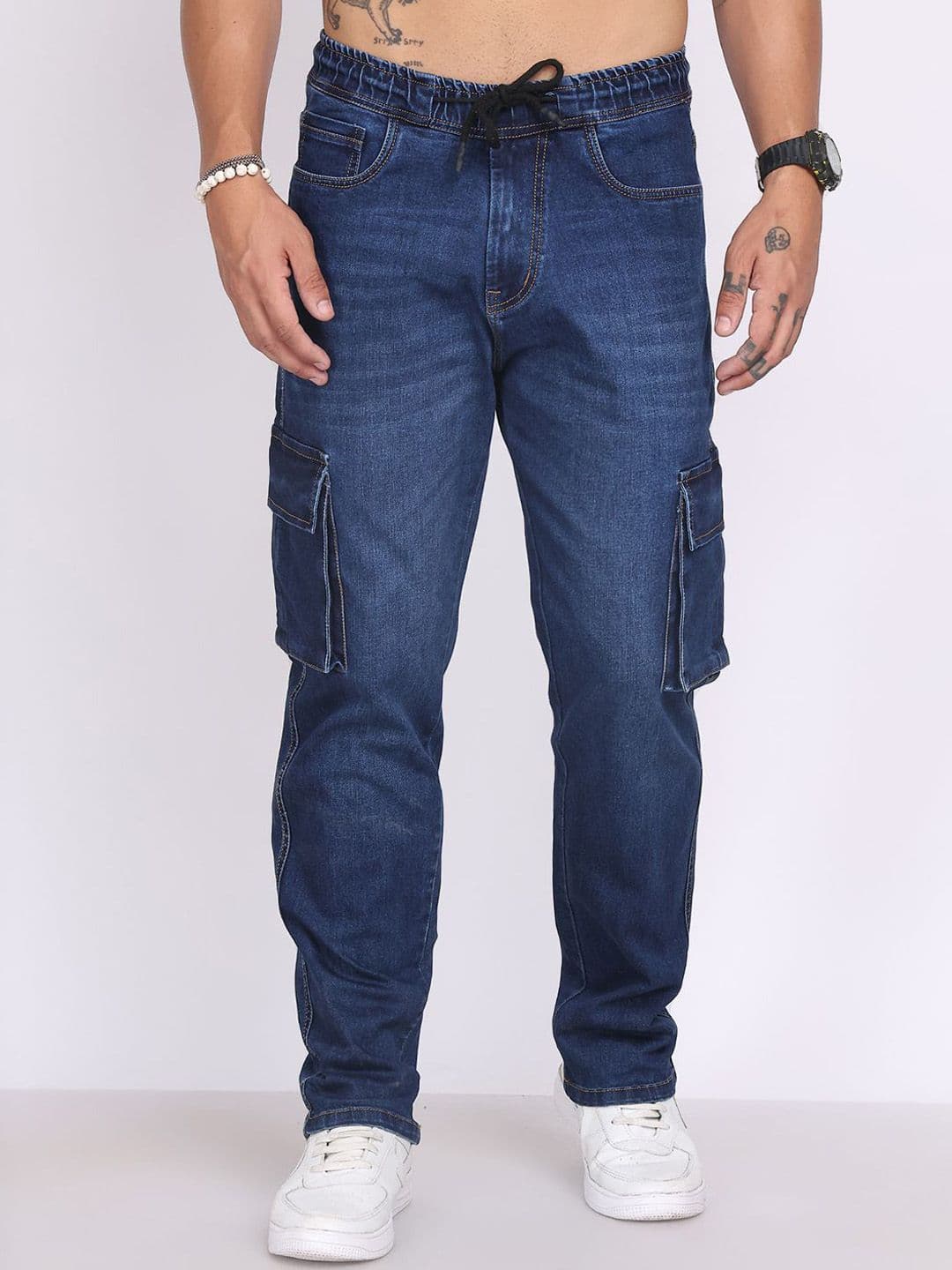 Rodamo Men Relaxed Fit Mid-Rise Light Fade Stretchable Cotton Jeans - view 1