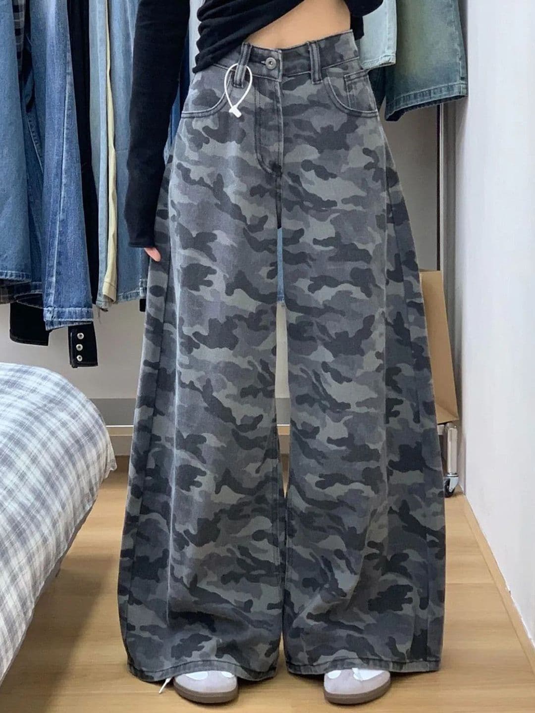 StyleCast Women Animal Printed Loose Fit High-Rise Regular Trousers - view 1