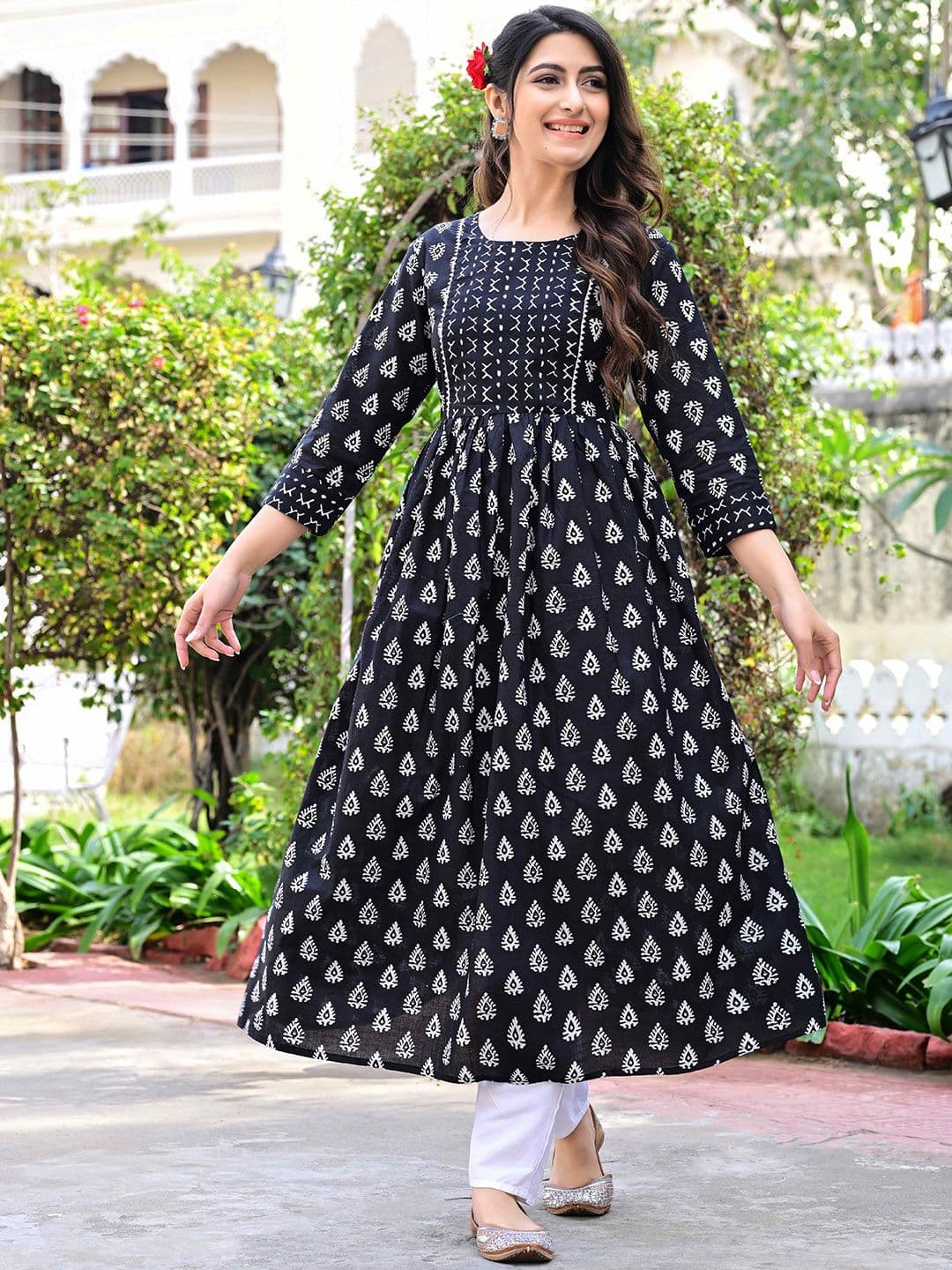 DARGU Floral Printed GRound Neck Anarkali Kurta - view 1