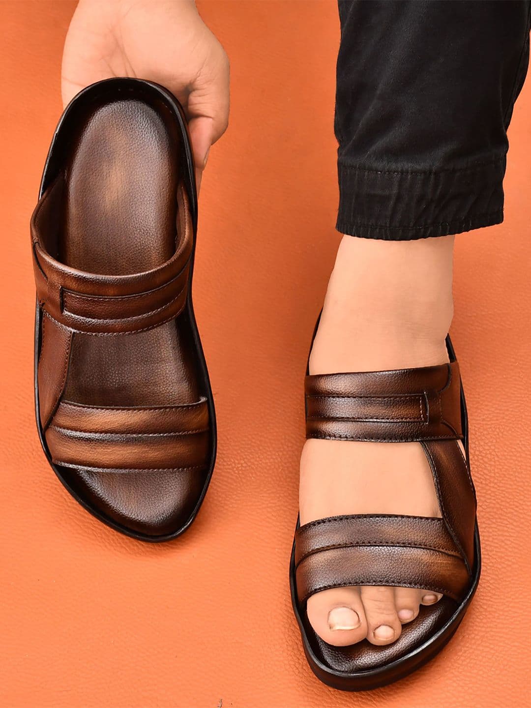 REAL BLISS FOOTWEAR Men Synthetic Leather Non Slip Lightweight Comfort Sandals - view 1