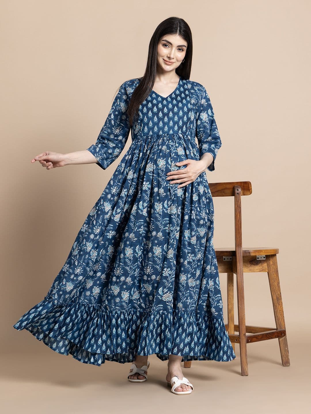 Gujari Women Ethnic Motifs Maxi Dress - view 1