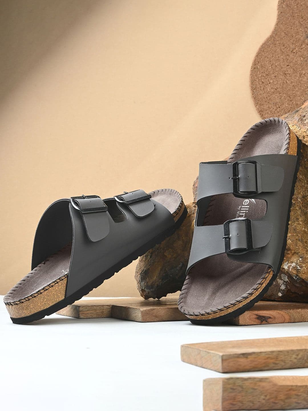 Vellinto Men Comfort Sandals With Buckles - view 1